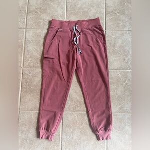 Figs Mauve Size Medium Regular Scrub Pants - regular Zamora